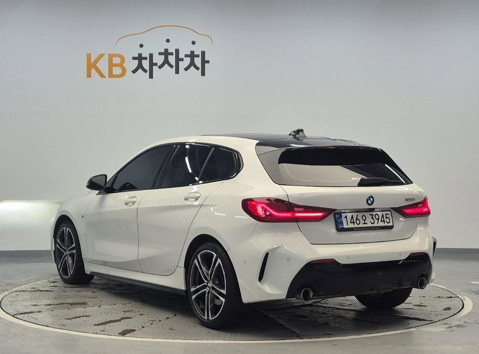 BMW 1시리즈 120i M 스포츠 사진 2