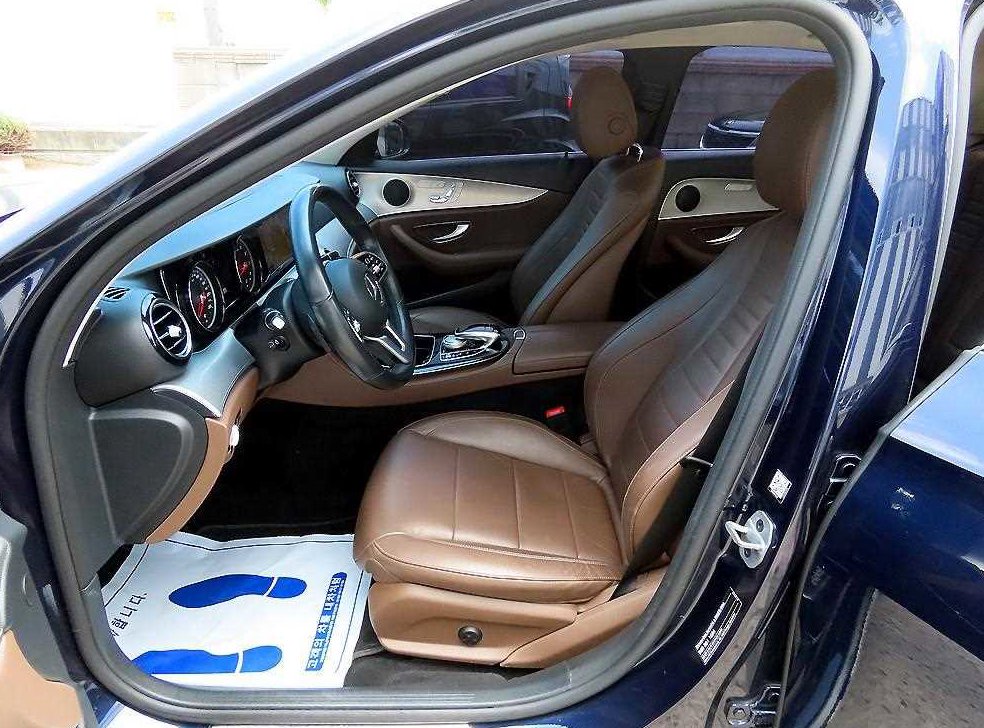 벤츠 E 클래스 E300 아방가르드 사진 5