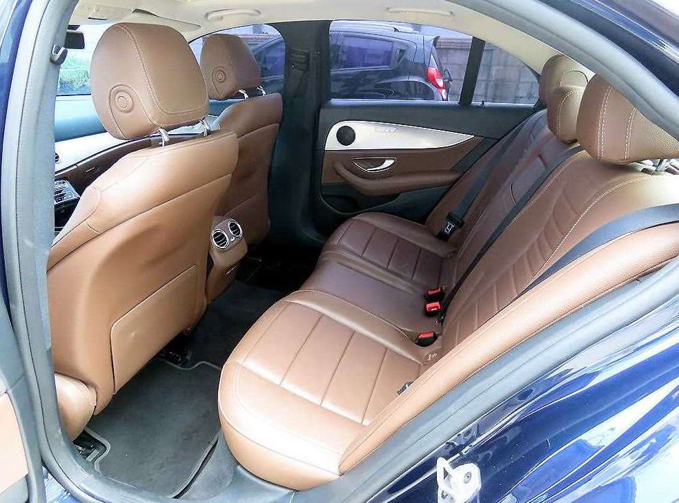 벤츠 E 클래스 E300 아방가르드 사진 6