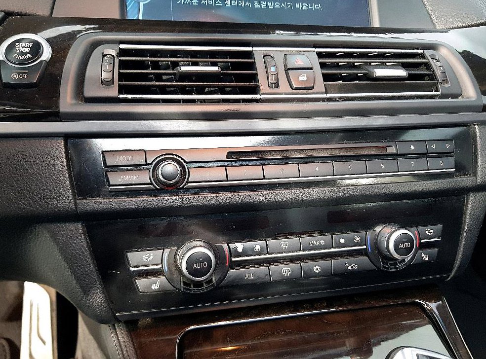 BMW 5시리즈 528i 사진 12
