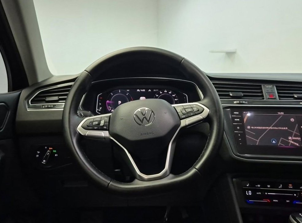 폭스바겐 티구안 2.0 TDI 프레스티지 사진 11