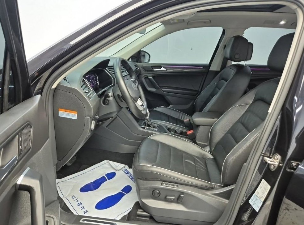 폭스바겐 티구안 2.0 TDI 프레스티지 사진 8