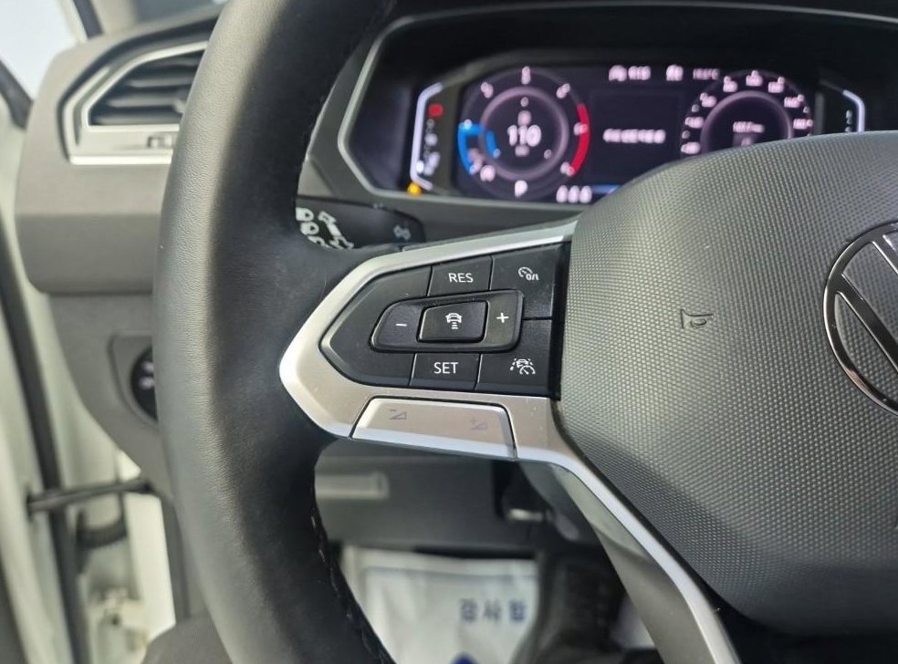 폭스바겐 티구안 2.0 TDI 프리미엄 사진 12