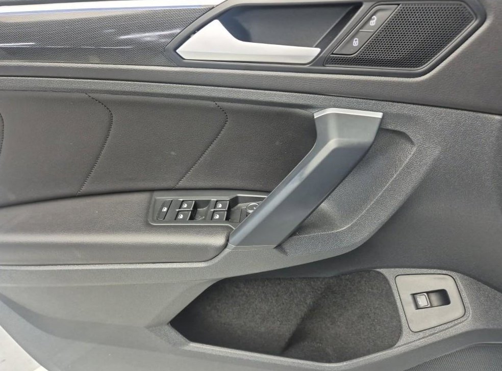 폭스바겐 티구안 2.0 TDI 프리미엄 사진 17