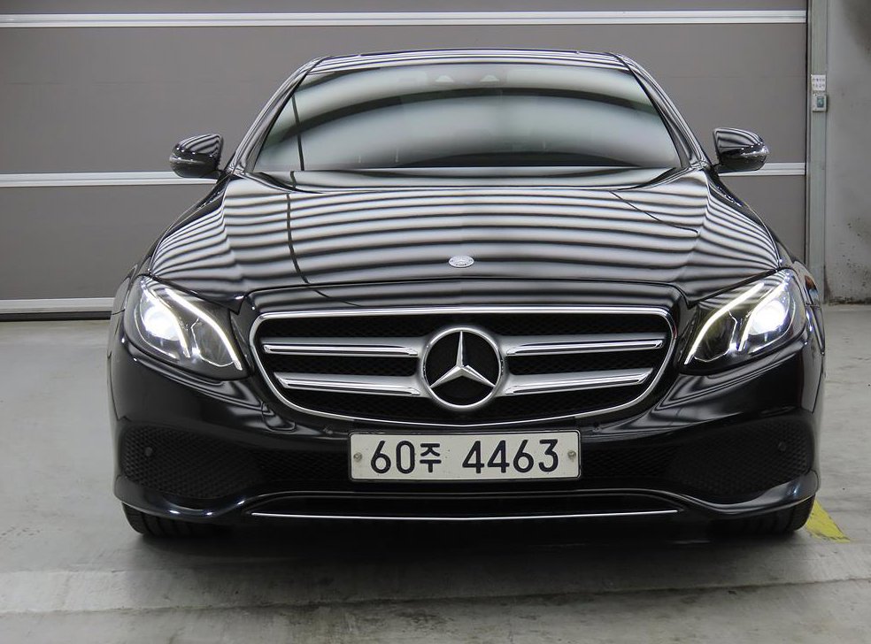 벤츠 E 클래스 E200 아방가르드 사진 2