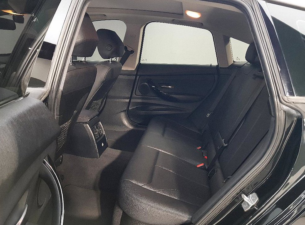 BMW 그란투리스모 GT 320D xDrive 사진 9
