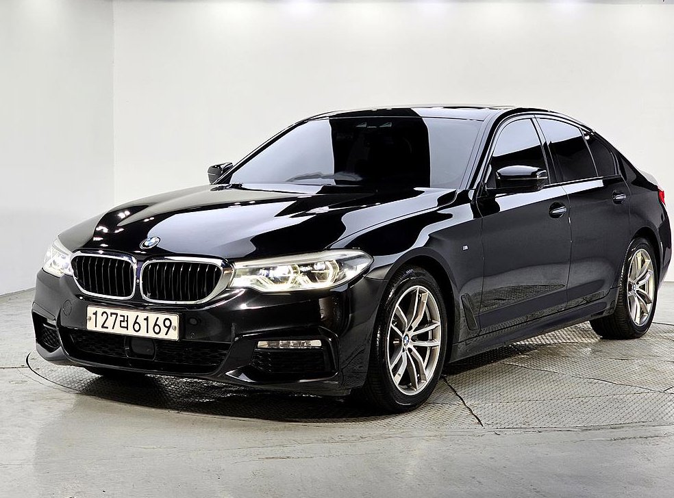 BMW 5시리즈 520d M 스포츠 플러스