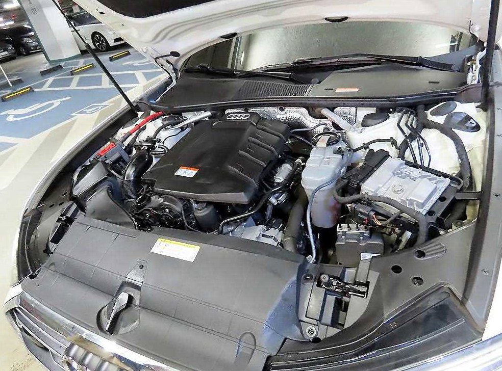 아우디 A6 45 TFSI 프리미엄 사진 19