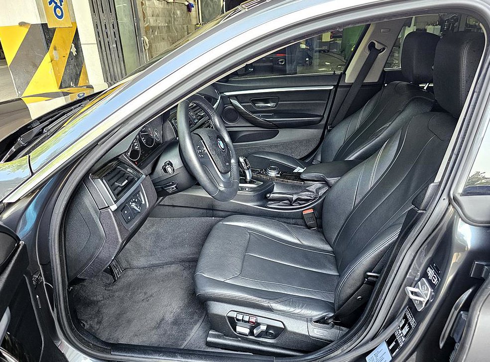 BMW 4시리즈 420d 그란쿠페 럭셔리 사진 8