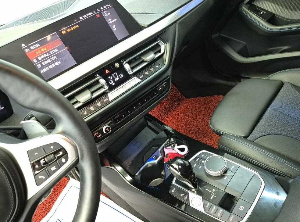 BMW 2시리즈 220i M 스포츠 사진 10