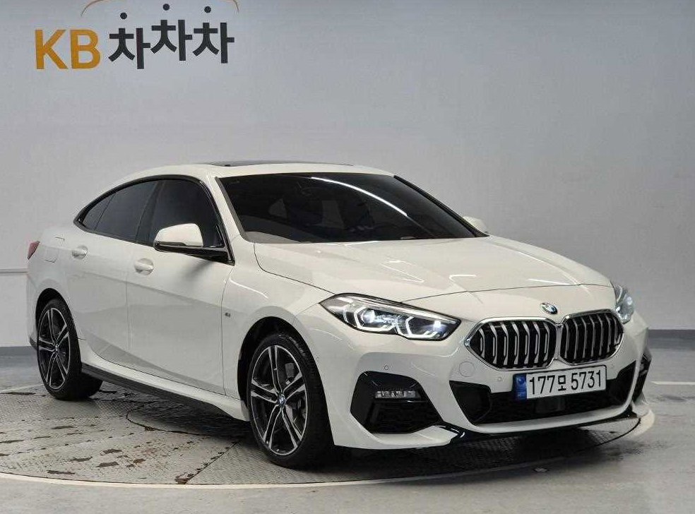 BMW 2시리즈 220i M 스포츠 사진 4