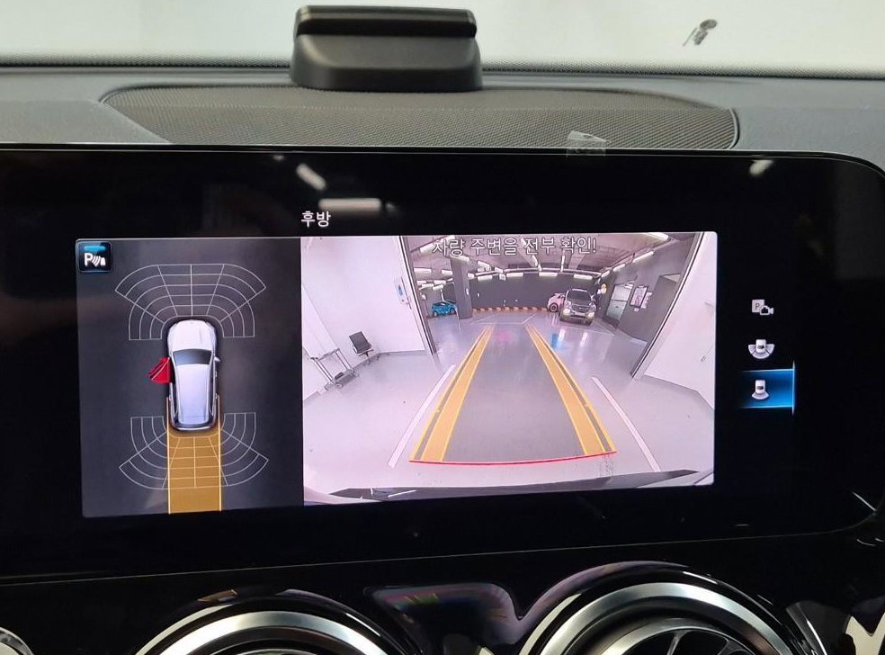 벤츠 GLB 클래스 GLB 250 4MATIC 사진 15