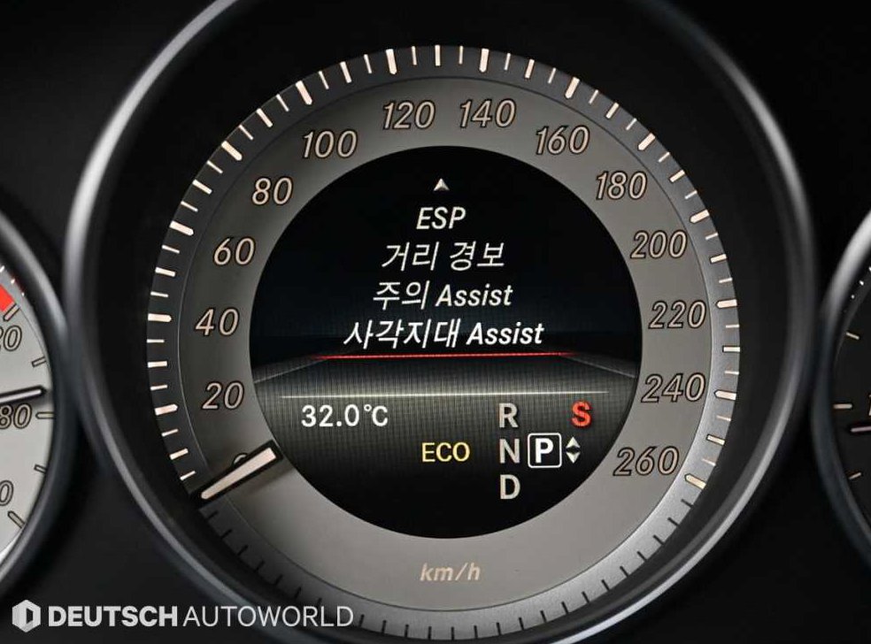 벤츠 E 클래스 E220 CDI 아방가르드 사진 17