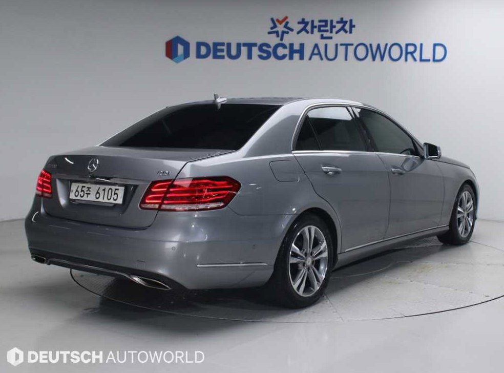 벤츠 E 클래스 E220 CDI 아방가르드 사진 2