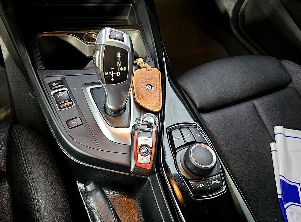 BMW 1시리즈 118d 스포츠 사진 14