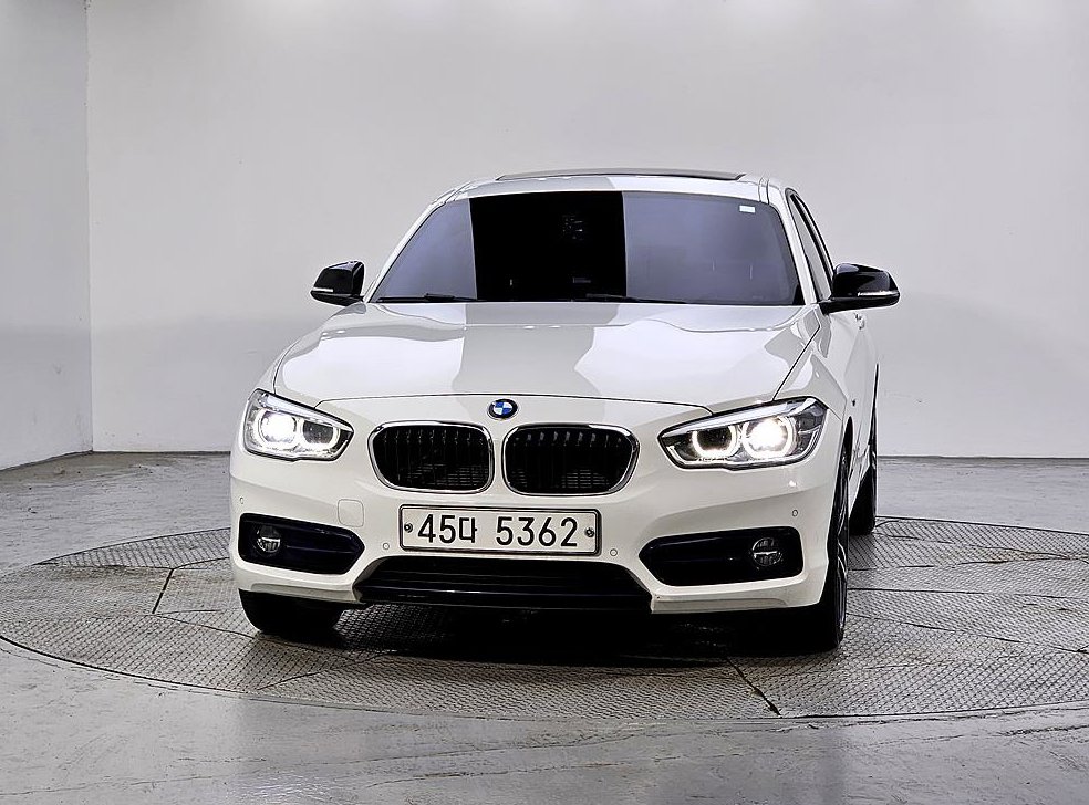 BMW 1시리즈 118d 스포츠 사진 2
