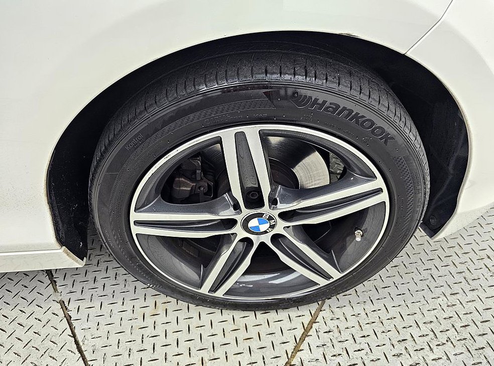 BMW 1시리즈 118d 스포츠 사진 20