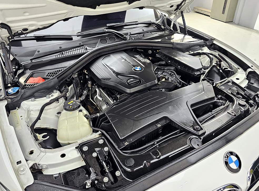 BMW 1시리즈 118d 스포츠 사진 6