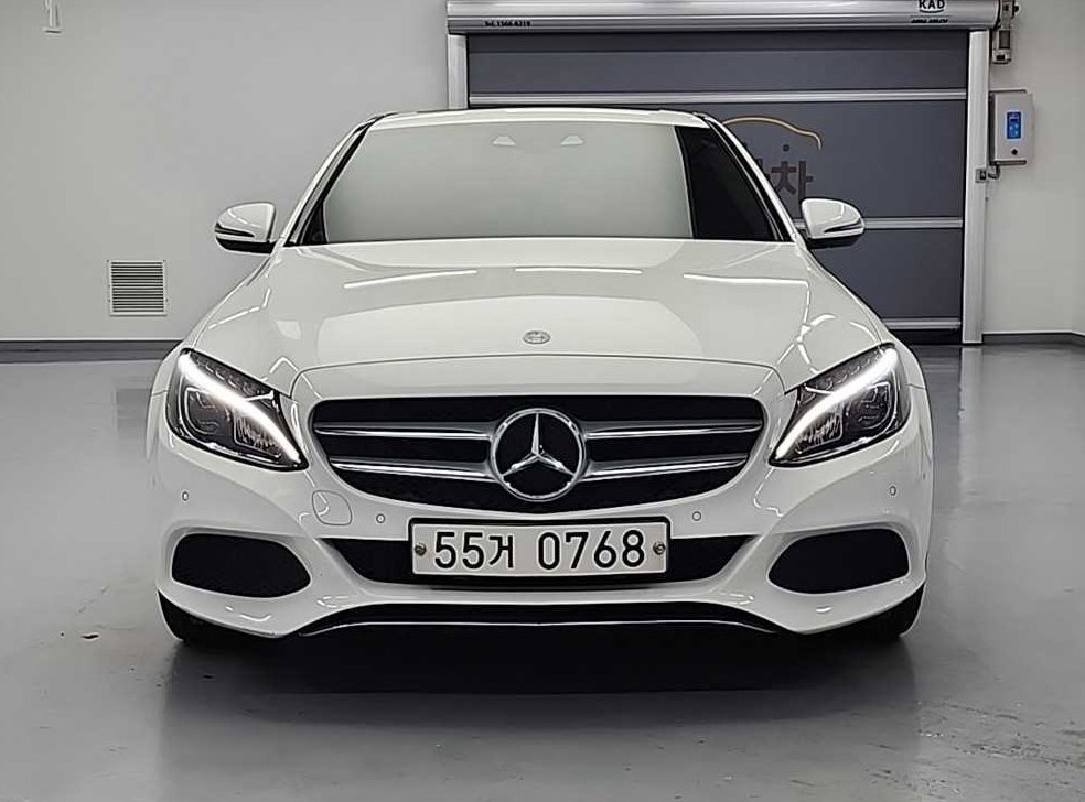 벤츠 C 클래스 C200 사진 3