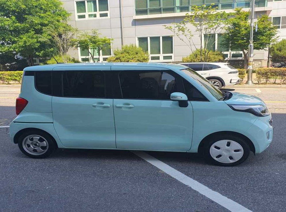 기아 레이 EV 사진 7
