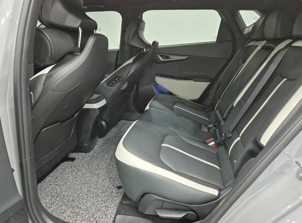기아 EV6 롱레인지 4WD 사진 12