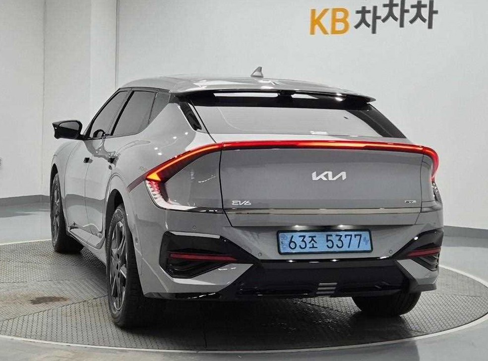 기아 EV6 롱레인지 4WD 사진 2
