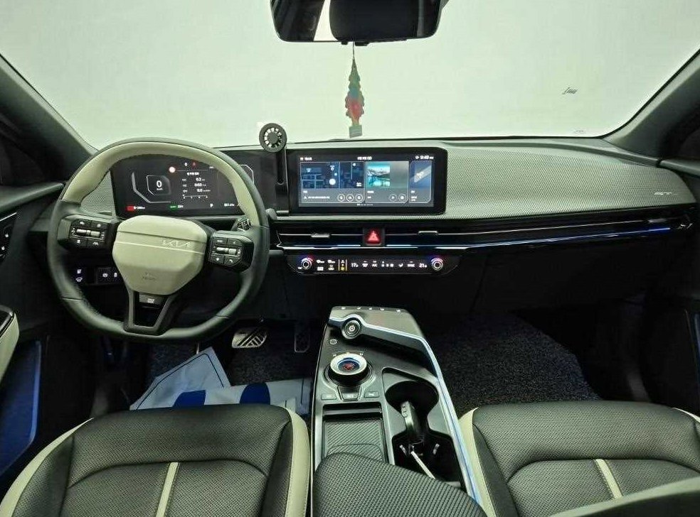 기아 EV6 롱레인지 4WD 사진 7