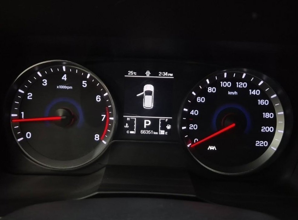 KG모빌리티(쌍용)  티볼리 2WD 가솔린 1.5 사진 18