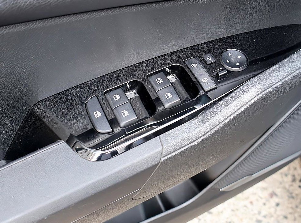 기아 스포티지 2.0 디젤 2WD 사진 11