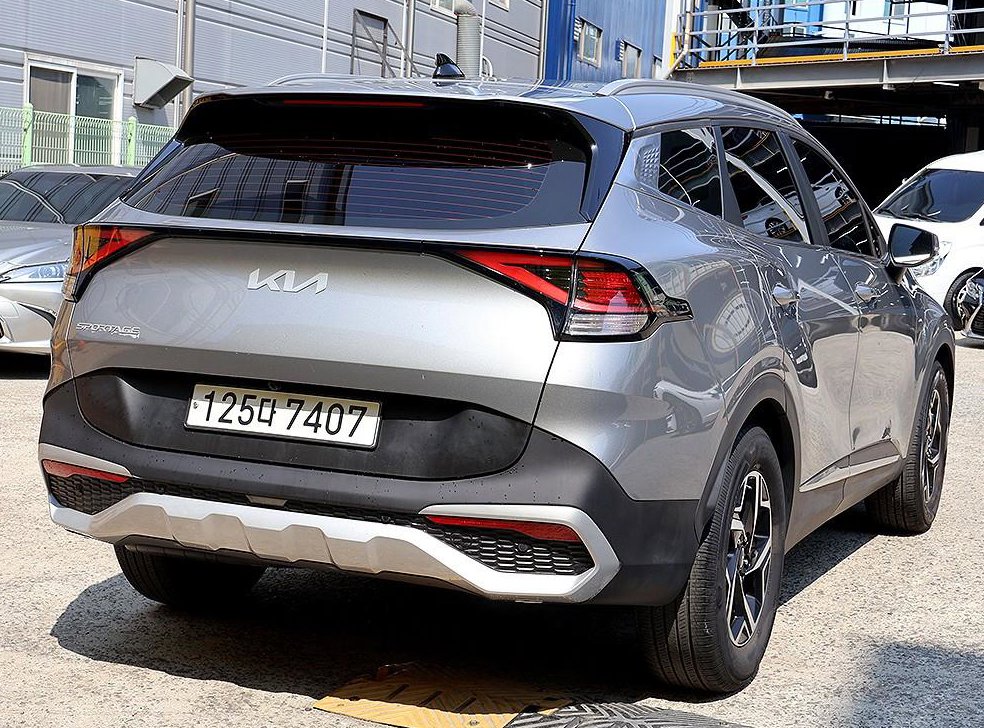 기아 스포티지 2.0 디젤 2WD 사진 4