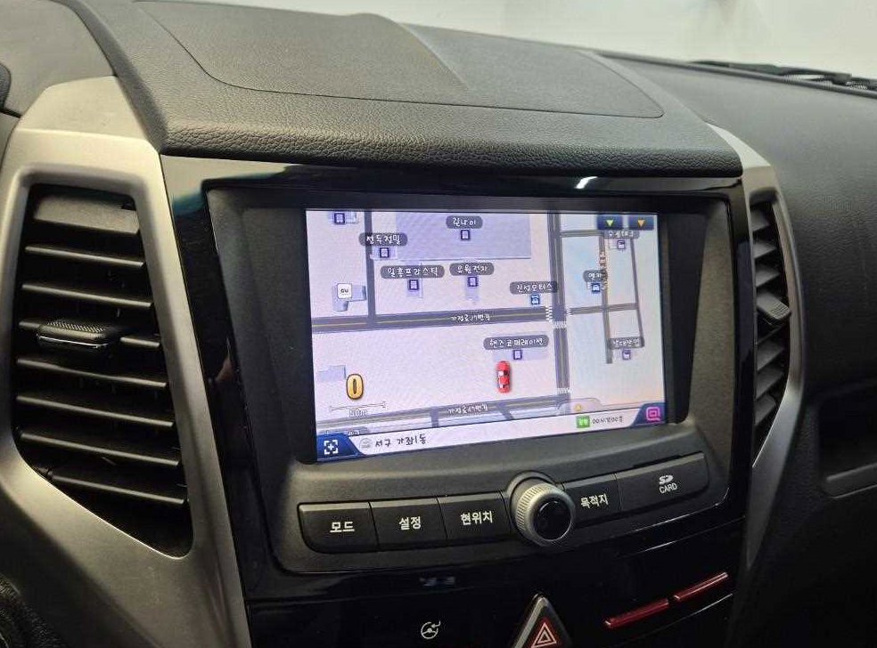 KG모빌리티(쌍용)  티볼리 2WD 가솔린 VX 사진 13