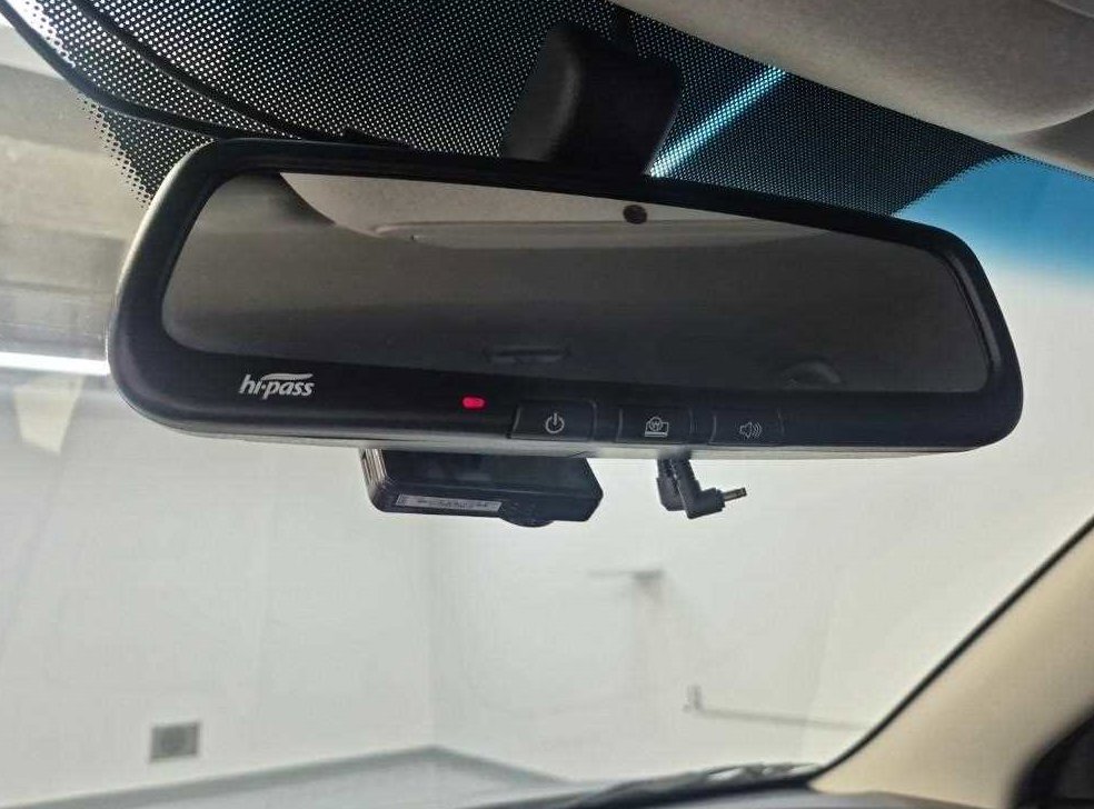 KG모빌리티(쌍용)  티볼리 2WD 가솔린 VX 사진 17