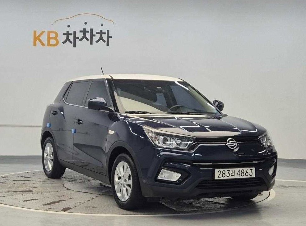 KG모빌리티(쌍용)  티볼리 2WD 가솔린 VX 사진 4