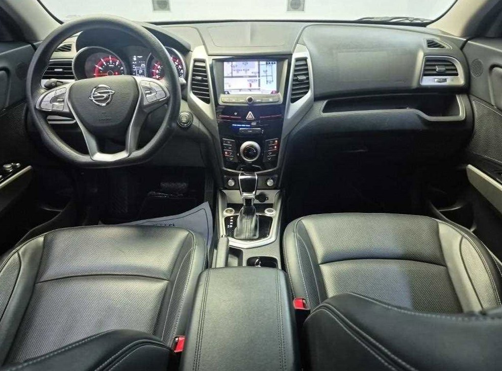 KG모빌리티(쌍용)  티볼리 2WD 가솔린 VX 사진 7