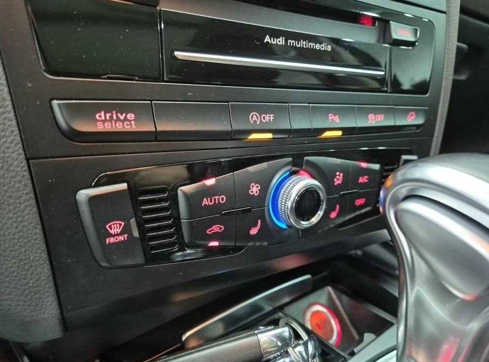 아우디 Q5 35 TDI 콰트로 다이나믹 사진 16
