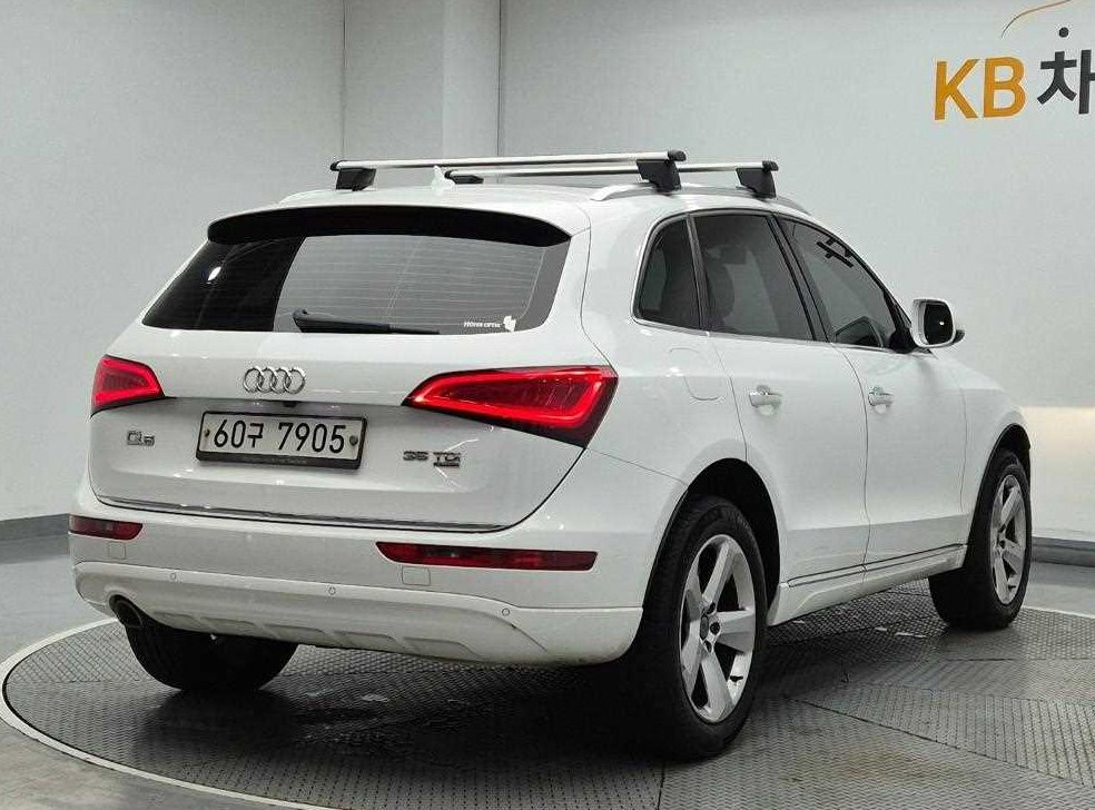 아우디 Q5 35 TDI 콰트로 다이나믹 사진 3