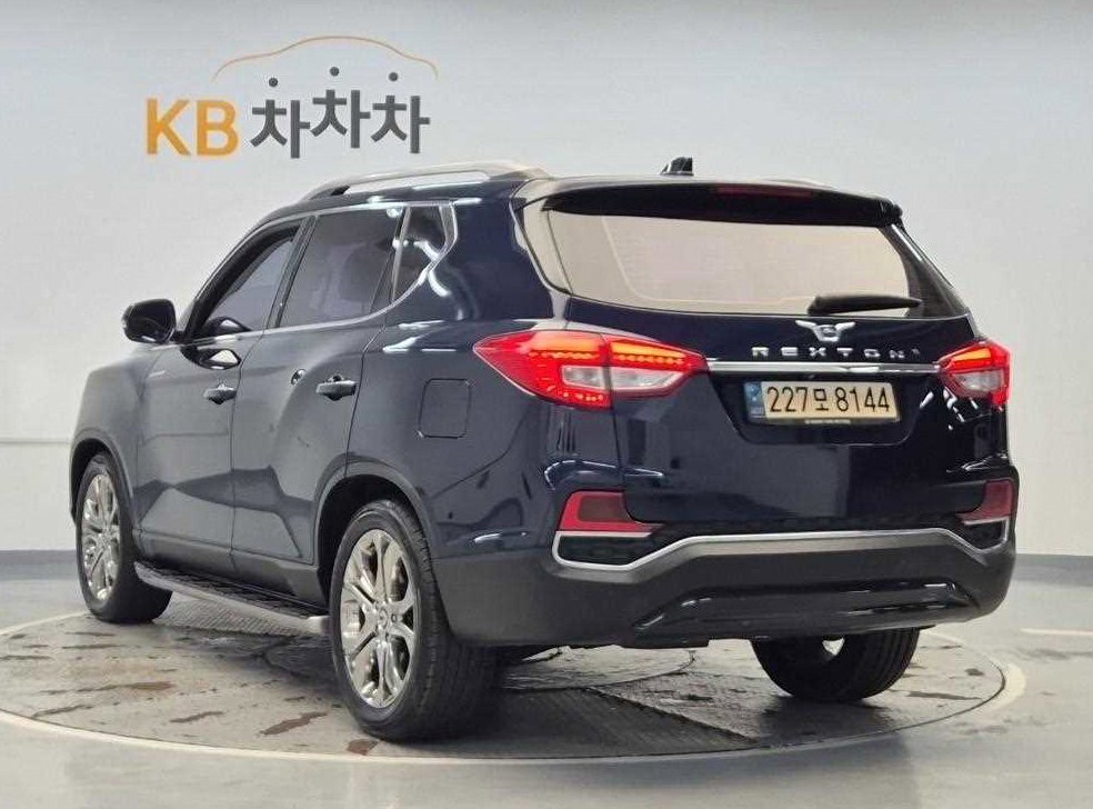 KG모빌리티(쌍용)  렉스턴 디젤 2.2 4WD 사진 2
