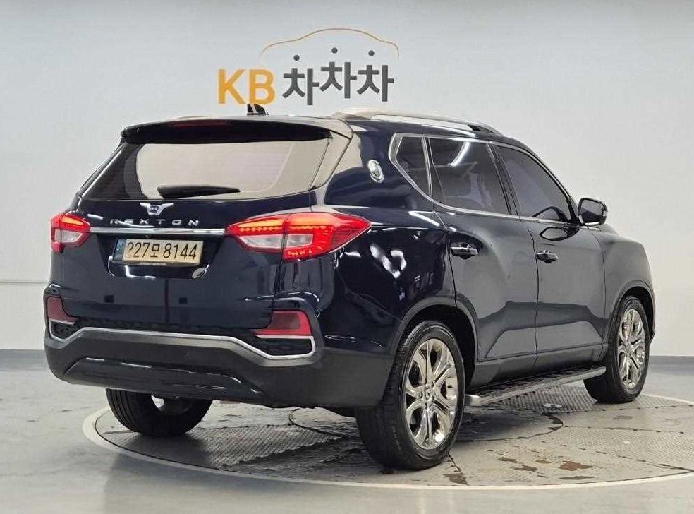 KG모빌리티(쌍용)  렉스턴 디젤 2.2 4WD 사진 3