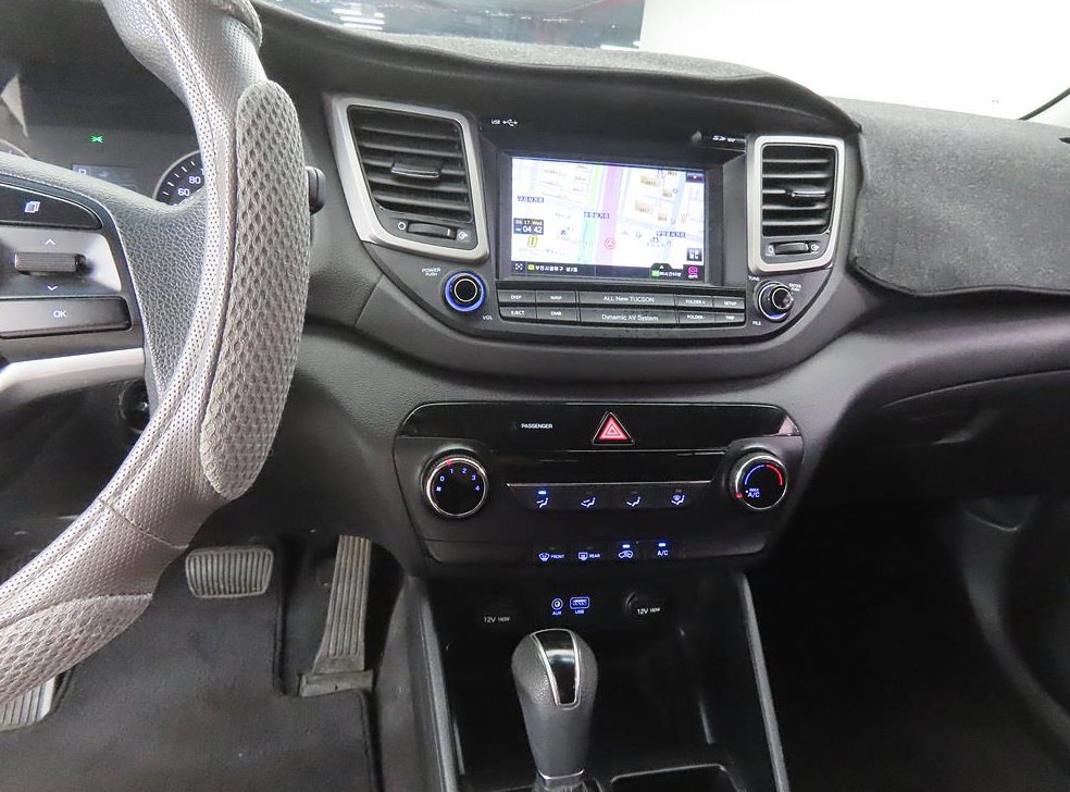 현대 투싼 디젤 1.7 2WD 사진 10