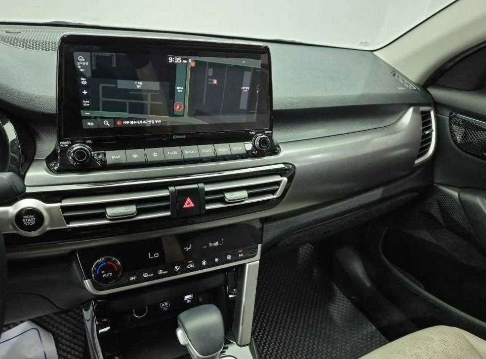 기아 셀토스 가솔린 1.6 터보 2WD 사진 10