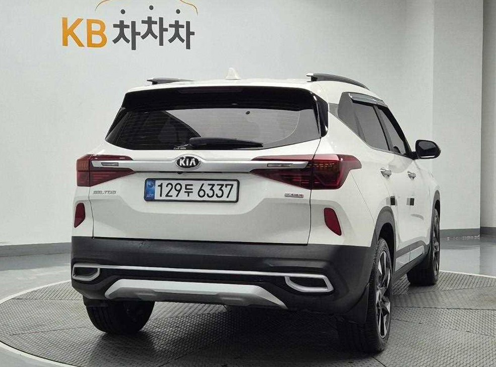 기아 셀토스 가솔린 1.6 터보 2WD 사진 3