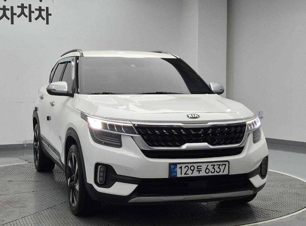 기아 셀토스 가솔린 1.6 터보 2WD 사진 4