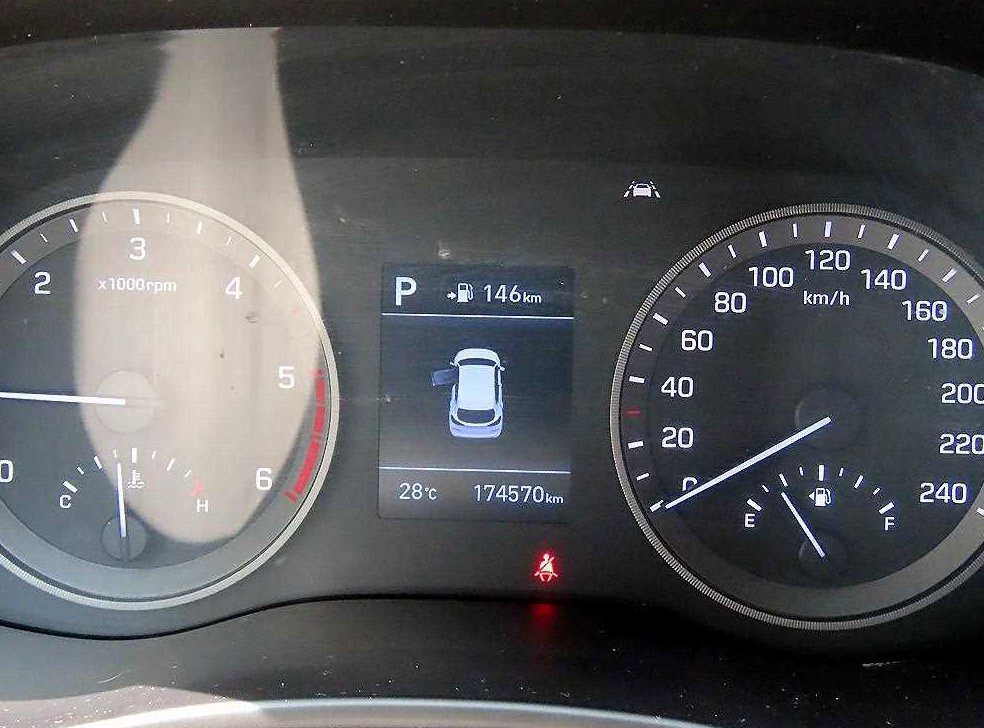 현대 투싼 디젤 1.6 2WD 사진 9