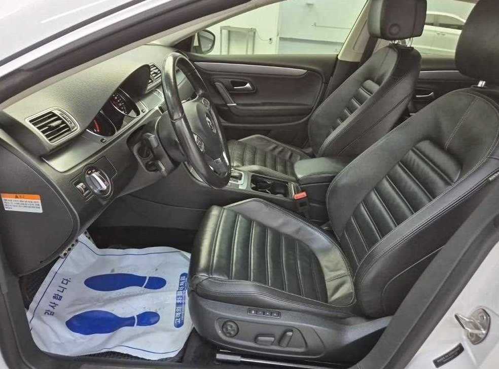 폭스바겐 CC 2.0 TDI 블루모션 사진 11