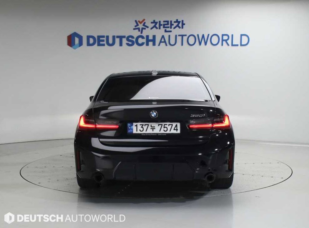 BMW 3시리즈 320i M 스포츠 사진 5