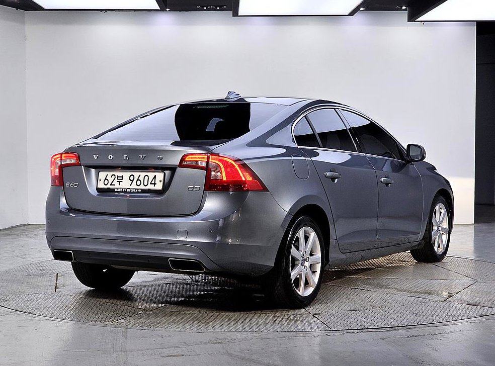 볼보 S60 D3 사진 4