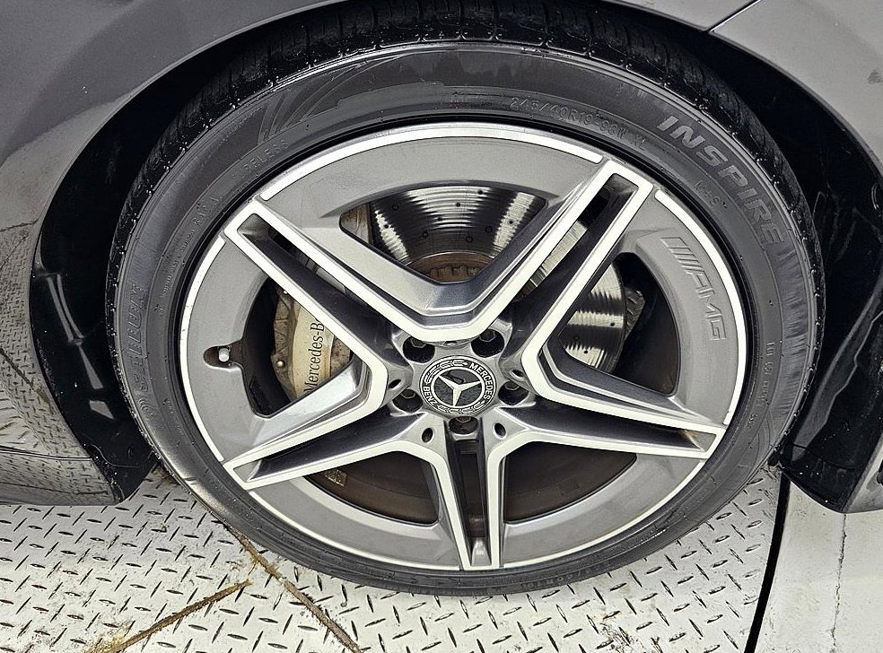 벤츠 CLS 클래스 CLS 300d AMG Line 사진 20