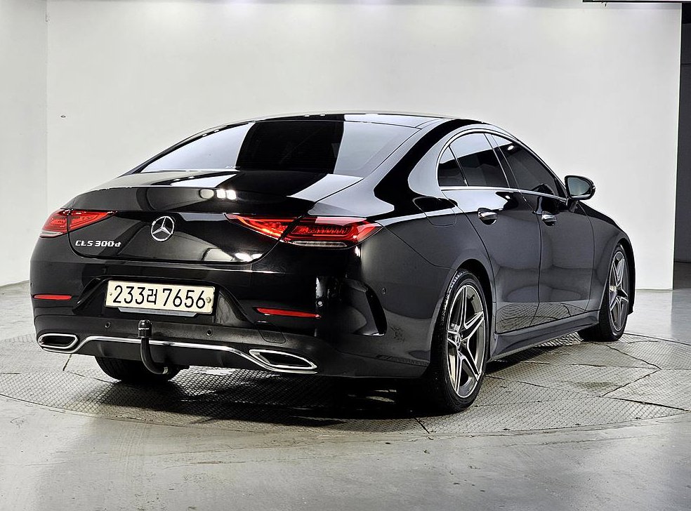 벤츠 CLS 클래스 CLS 300d AMG Line 사진 4