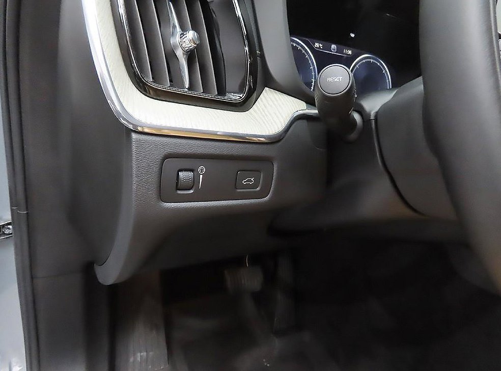 볼보 XC60 D5 AWD 인스크립션 사진 12