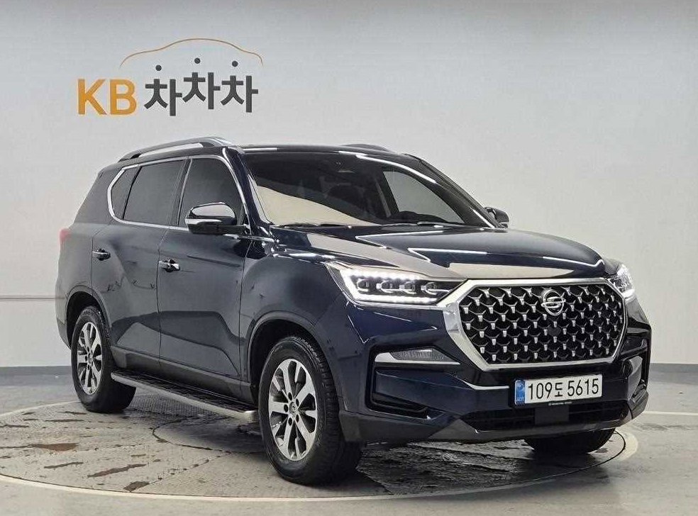 KG모빌리티(쌍용)  렉스턴 디젤 2.2 4WD 럭셔리 사진 4